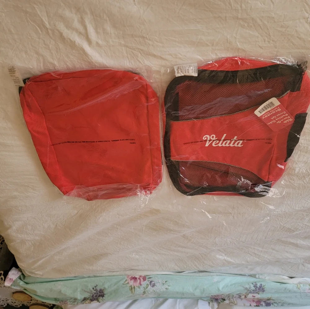 Velata Red and Black Travel Organizers